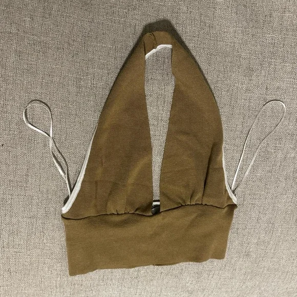 Princess Polly Matching Halter Top and Shorts Set - Picture 4 of 6